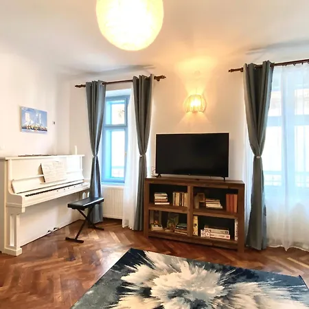 Central Pianissimo Apartment Braşov Extérieur photo